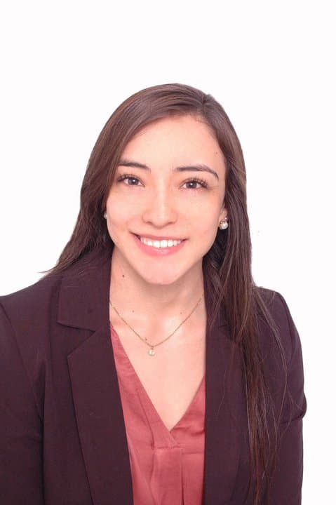 Valentina Castañeda, Abogada
